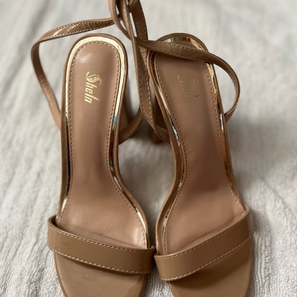 Sheln sandal high hill size 36 a nude color - Picture 3 of 5